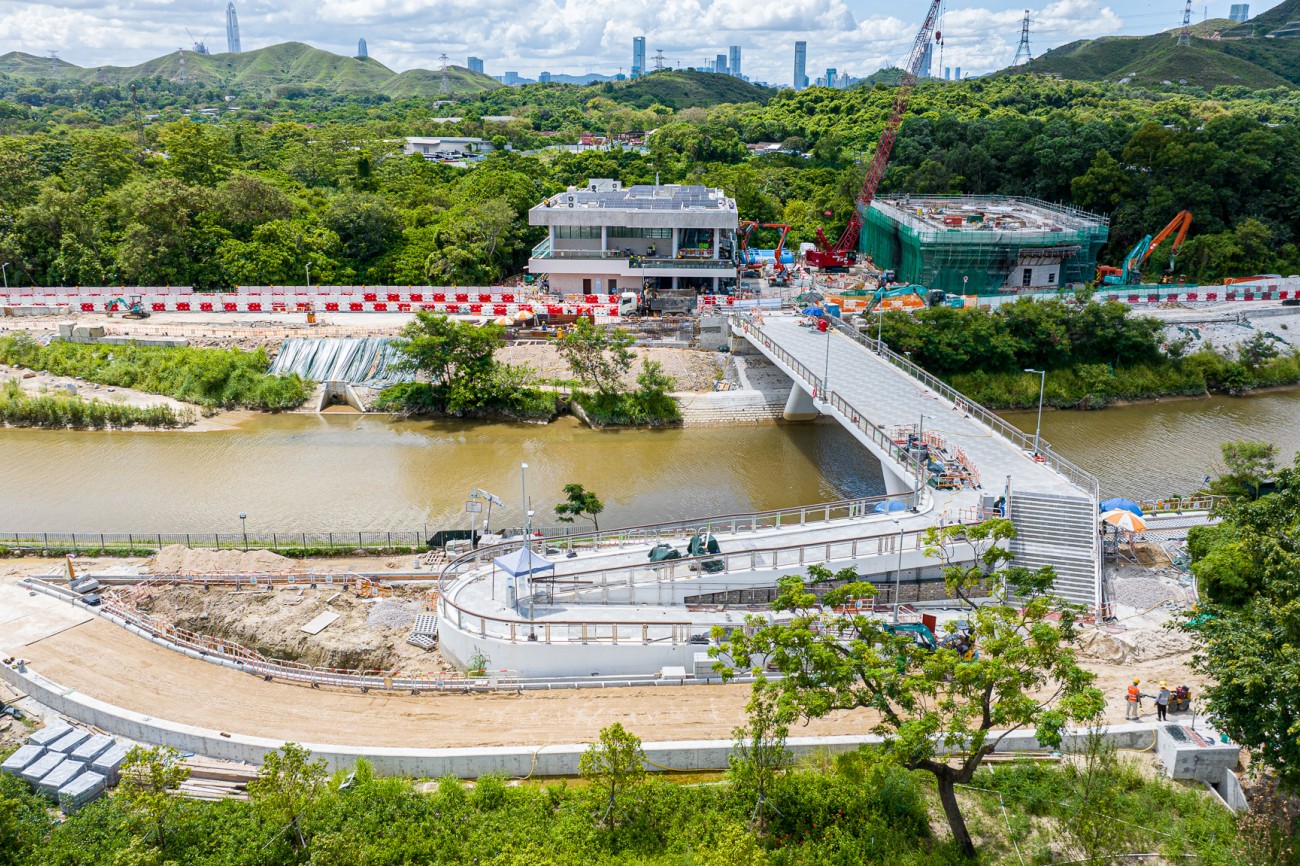 2024-07 Construction of Footbridge